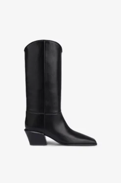 Boots In Black Calf Leather